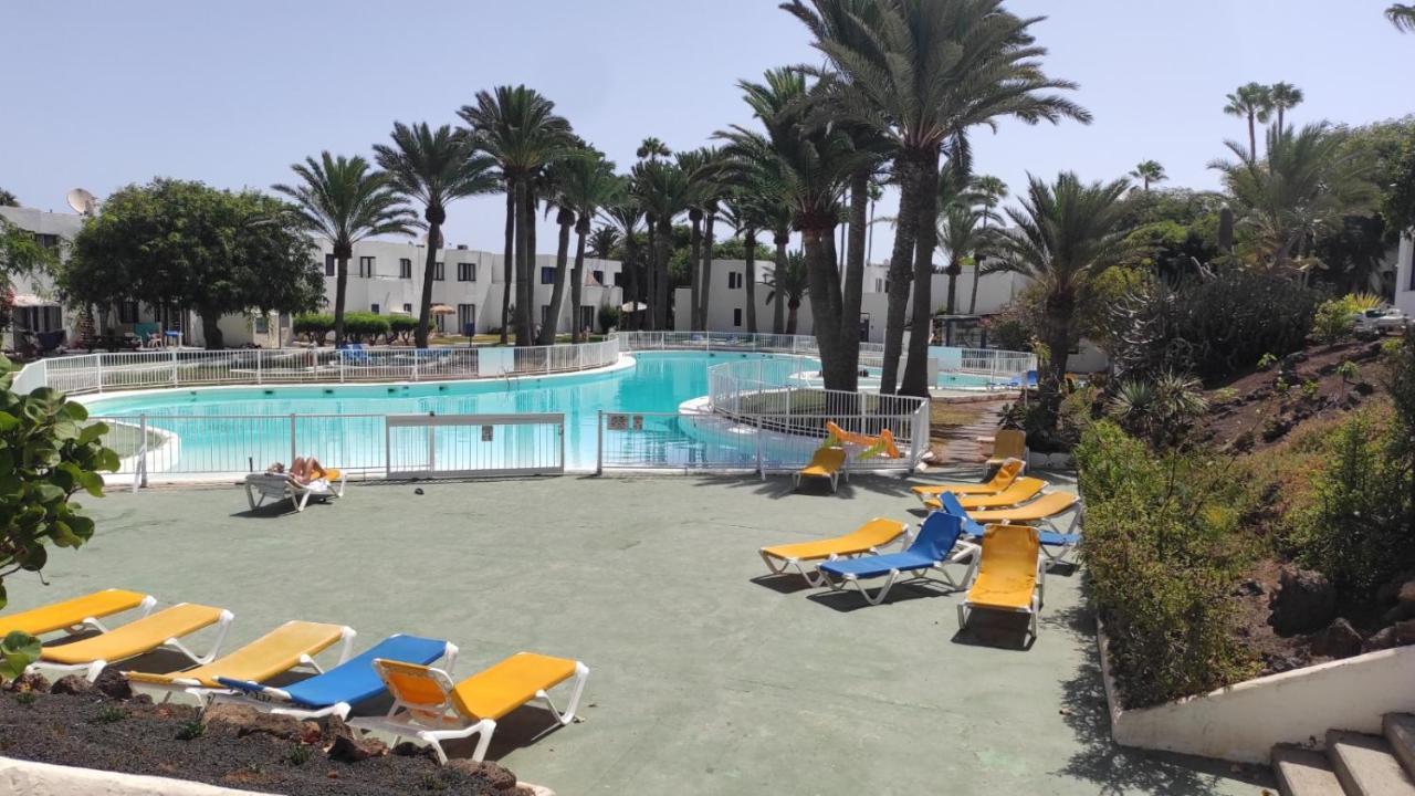 Alojamientos Playa Centro Corralejo A Exterior foto